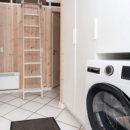 6 Person Holiday Home In Bjert Binderup Strand エクステリア 写真